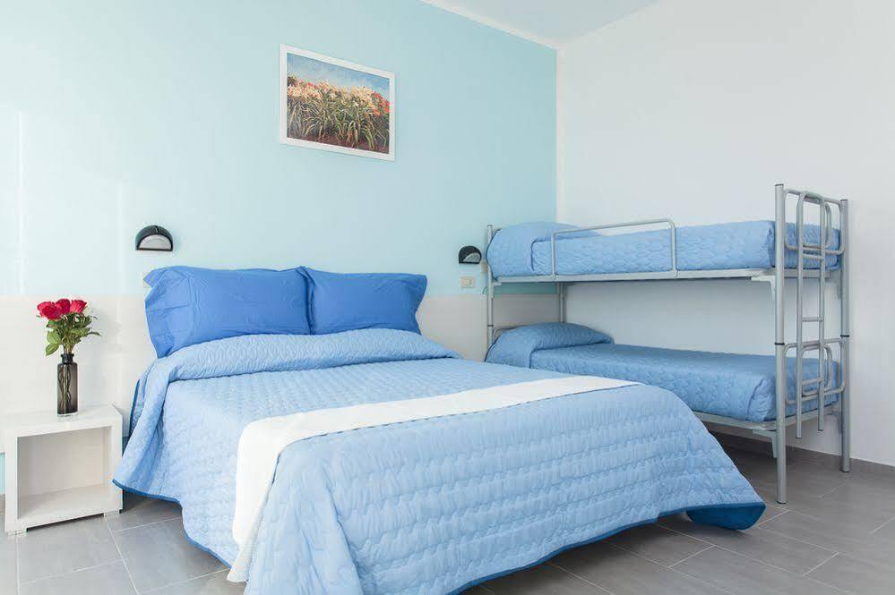 Hotel Platinum Rimini Esterno foto