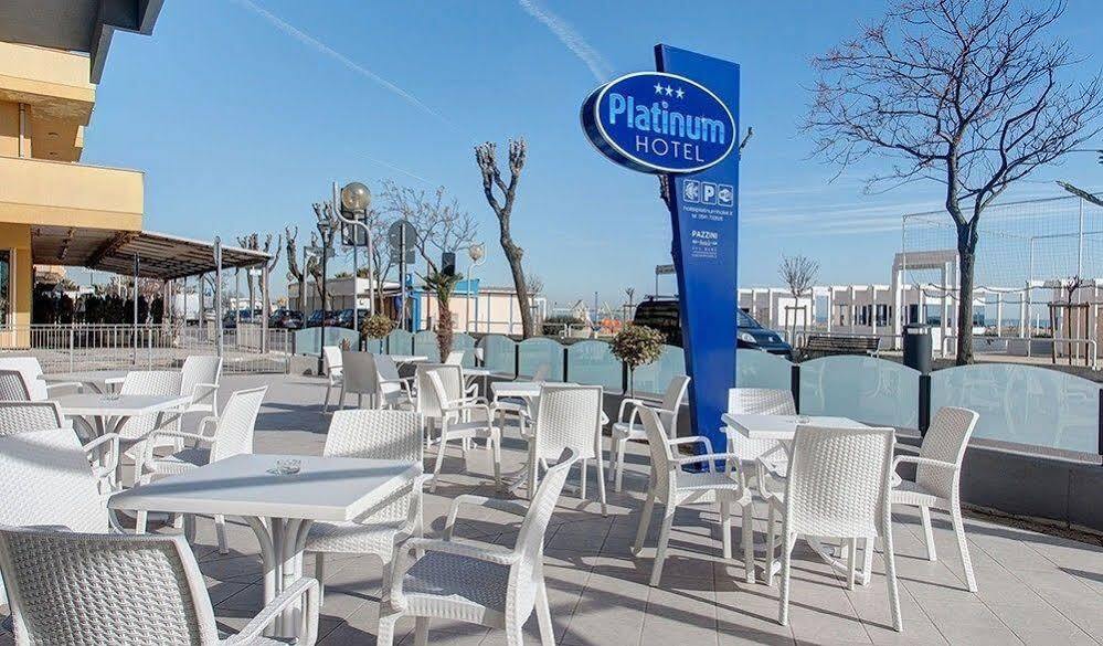 Hotel Platinum Rimini Esterno foto